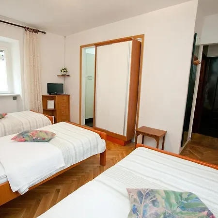 Apartment Victoria Spire Center Of The Old Town Zadar